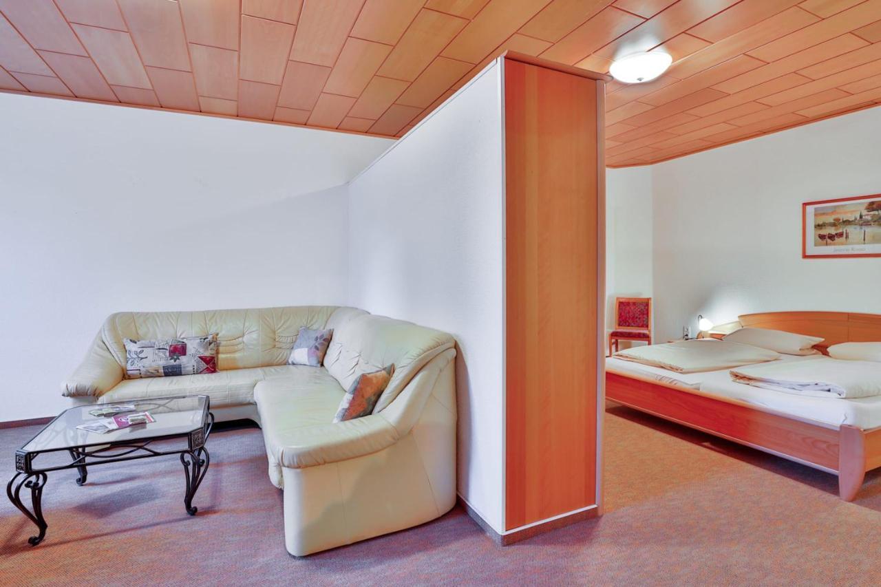 Boutique Hotel Auerhahn - 奎德林堡 外观 照片