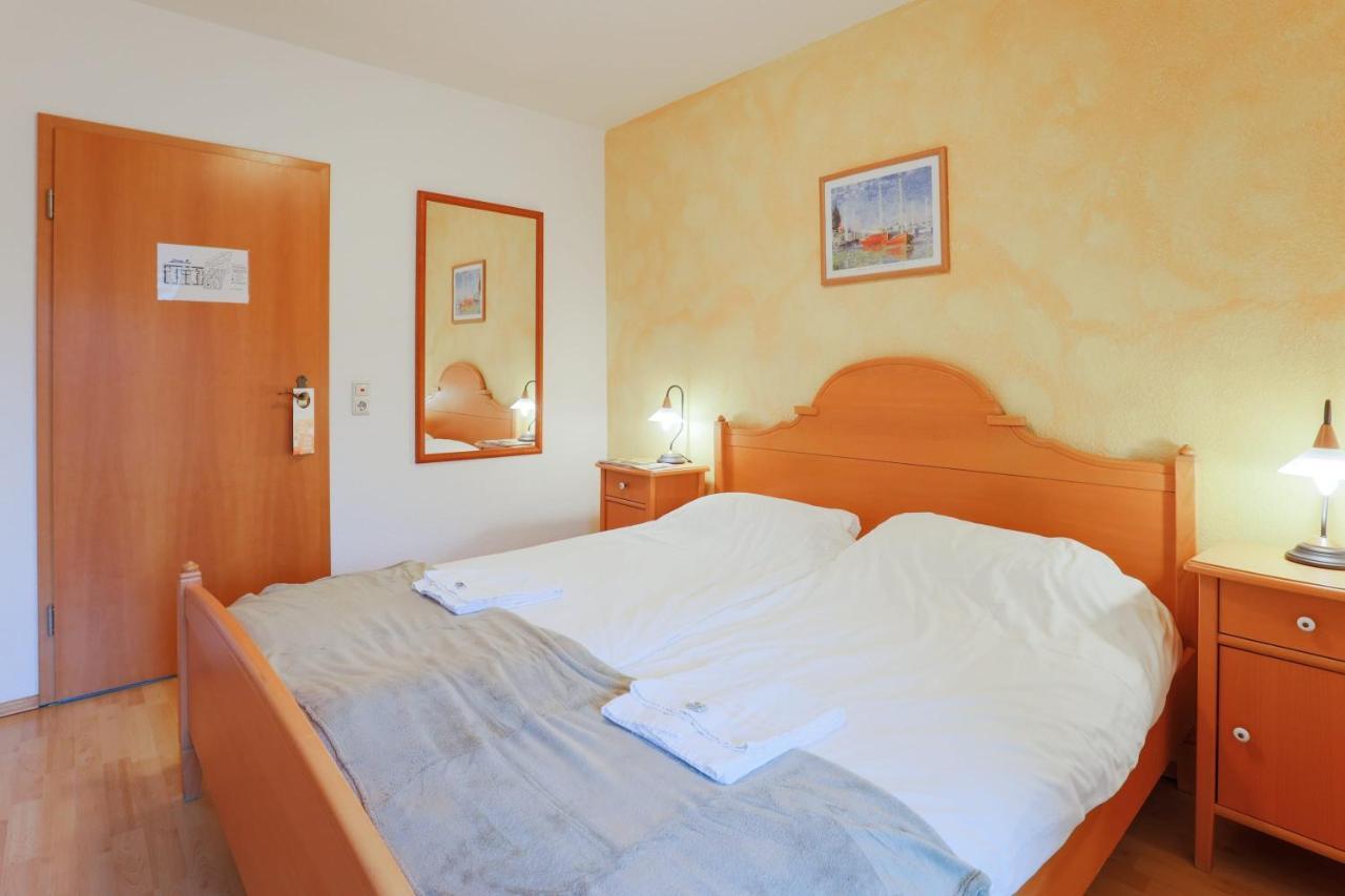 Boutique Hotel Auerhahn - 奎德林堡 外观 照片