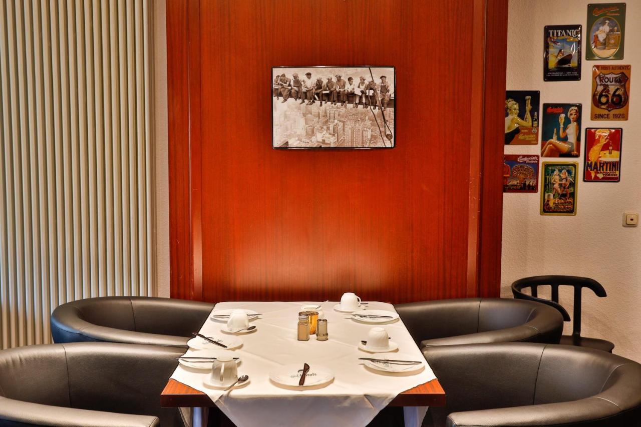 Boutique Hotel Auerhahn - 奎德林堡 外观 照片