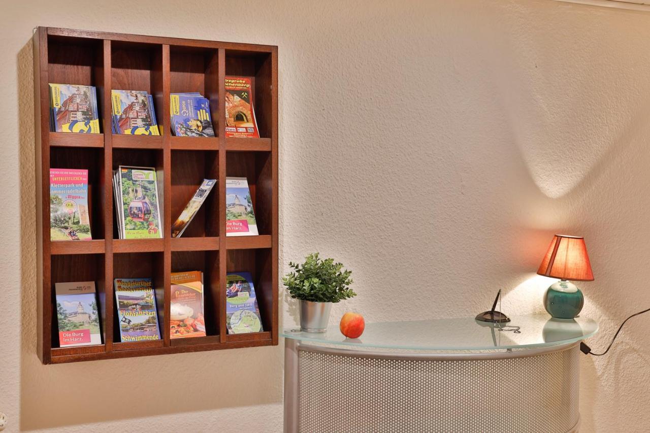Boutique Hotel Auerhahn - 奎德林堡 外观 照片